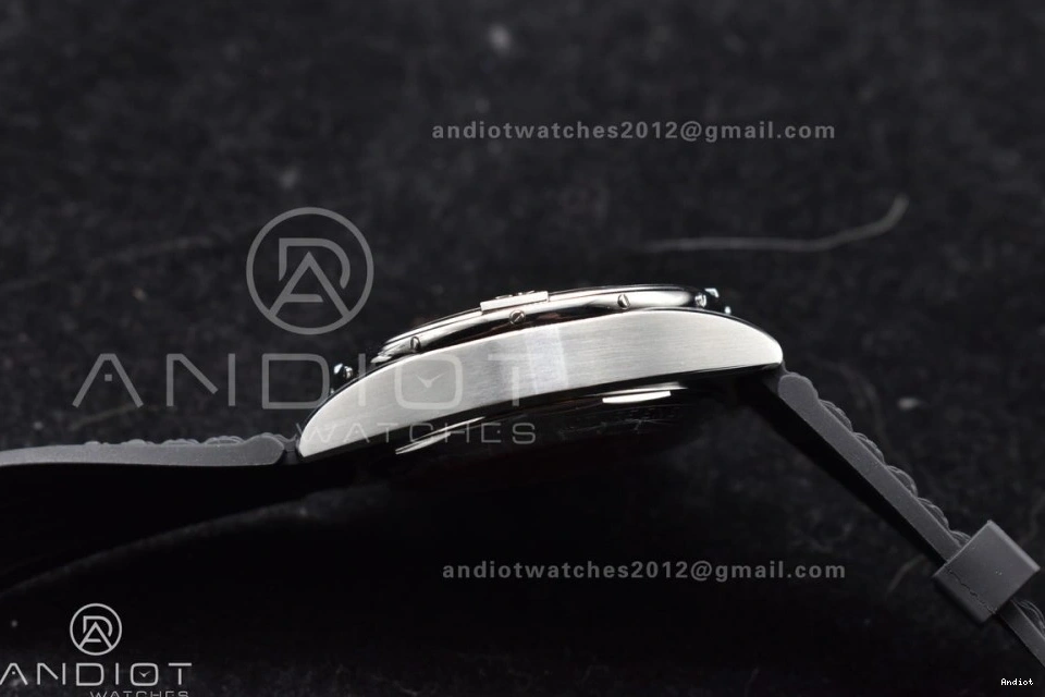 Dial Best 44mm Edition Green On B01 BLSF Robber Chronomat Bracelet 1:1 SS A7750 0113